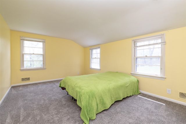 1734 Greenbriar Drive, Portage, MI 49024