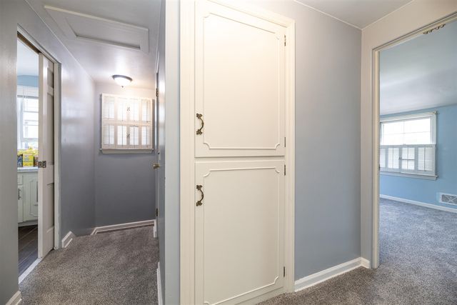 1734 Greenbriar Drive, Portage, MI 49024