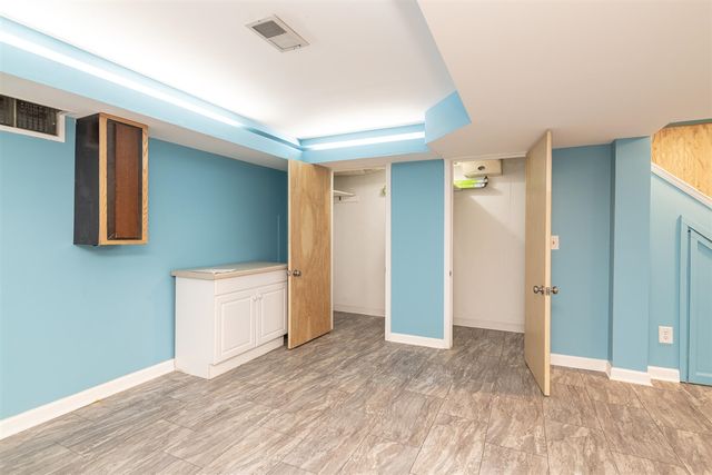 1734 Greenbriar Drive, Portage, MI 49024