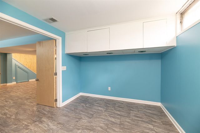1734 Greenbriar Drive, Portage, MI 49024