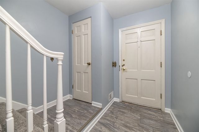 1734 Greenbriar Drive, Portage, MI 49024