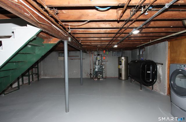 46 Vance Road, Bristol, CT 06010