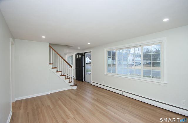 46 Vance Road, Bristol, CT 06010