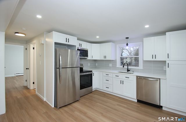 46 Vance Road, Bristol, CT 06010