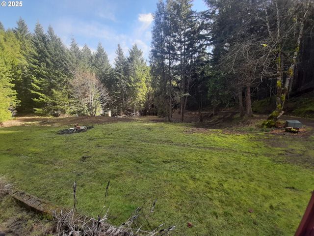 MAY CREEK Rd, Days Creek, OR 97429