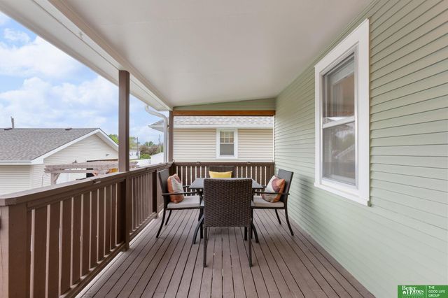 4657 Woolworth Avenue, Omaha, NE 68106