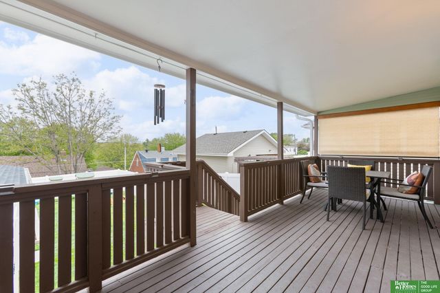 4657 Woolworth Avenue, Omaha, NE 68106