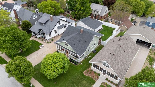 4657 Woolworth Avenue, Omaha, NE 68106
