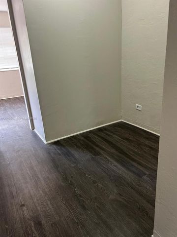 1743 NW 15th St 1743, Miami, FL 33125