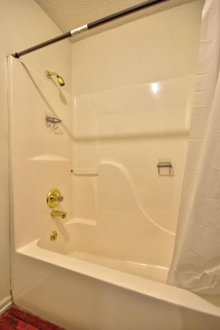 604 Valley Court, London, KY 40741