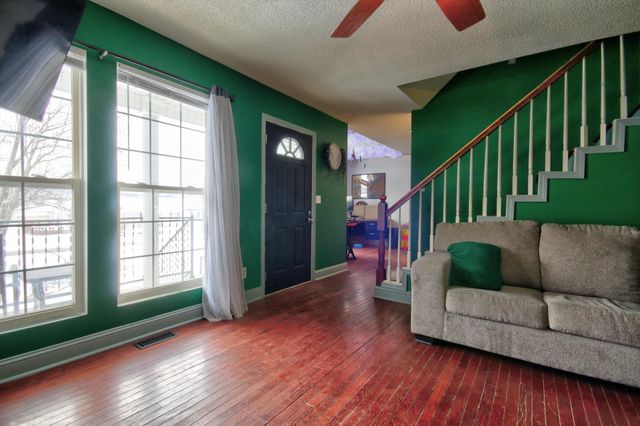 604 Valley Court, London, KY 40741