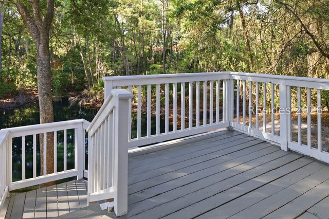 10 Yacht Cove Dr Apt 205, Hilton Head Island, SC 29928