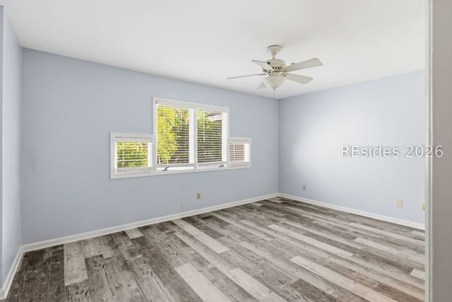 10 Yacht Cove Dr Apt 205, Hilton Head Island, SC 29928