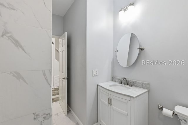 10 Yacht Cove Dr Apt 205, Hilton Head Island, SC 29928