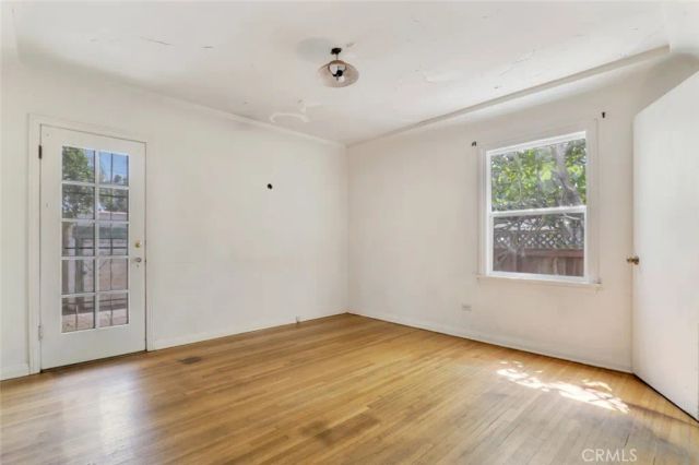 2320 Greenfield Avenue, Los Angeles, CA 90064