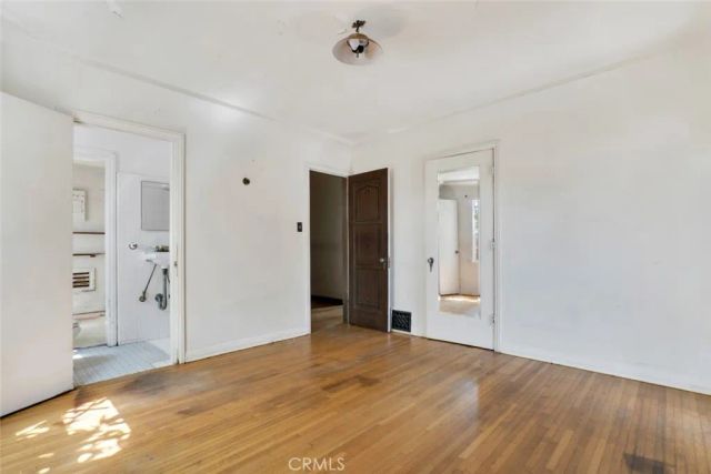 2320 Greenfield Avenue, Los Angeles, CA 90064