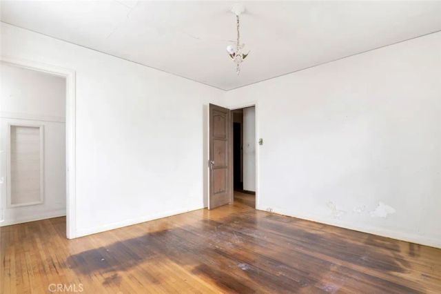 2320 Greenfield Avenue, Los Angeles, CA 90064