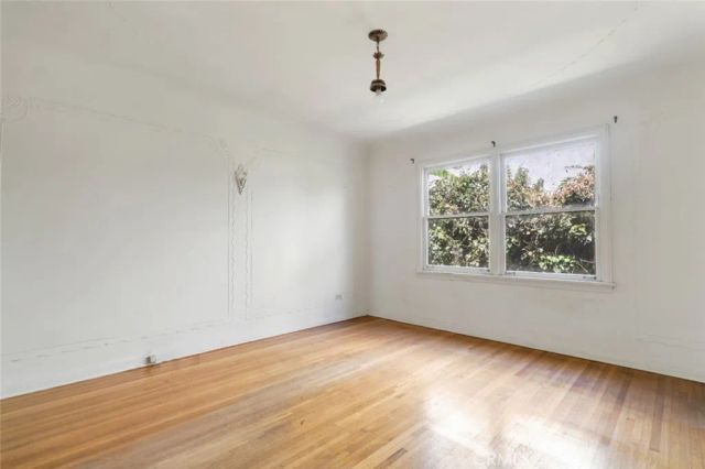2320 Greenfield Avenue, Los Angeles, CA 90064