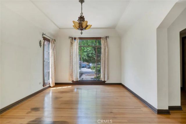 2320 Greenfield Avenue, Los Angeles, CA 90064