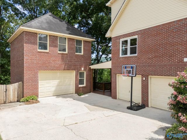 113 Dreger Avenue SE, Huntsville, AL 35801