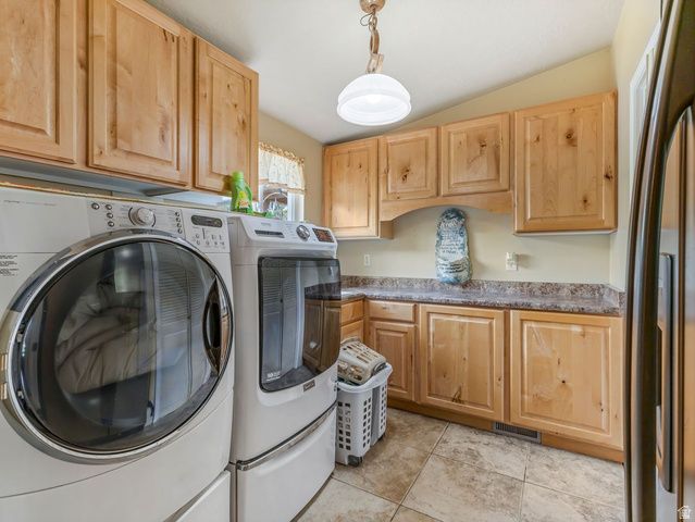 2388 W 10950 S, South Jordan, UT 84095