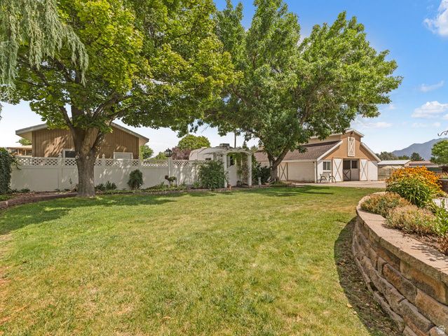 2388 W 10950 S, South Jordan, UT 84095