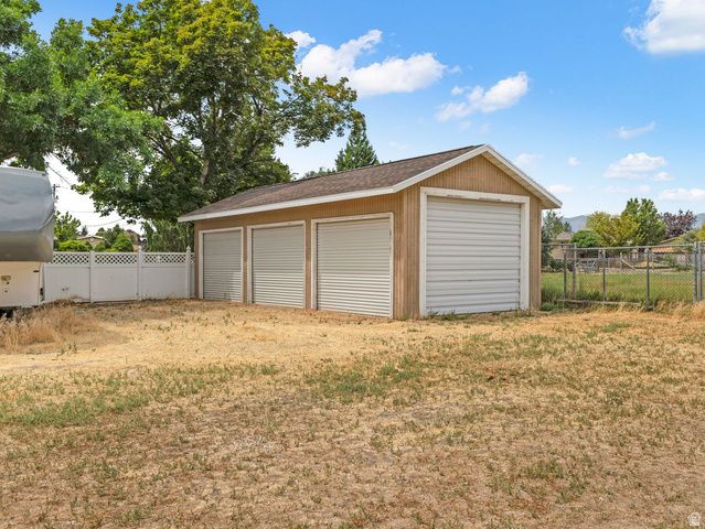 2388 W 10950 S, South Jordan, UT 84095