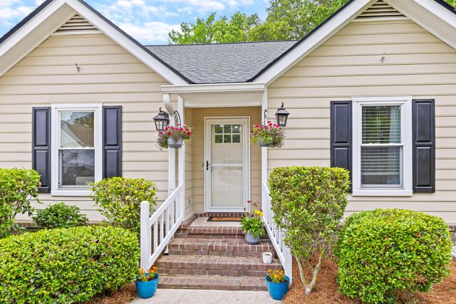 1535 Kentwood Circle, Charleston, SC 29412