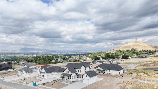 1153 E 160 N, Hyde Park, UT 84318