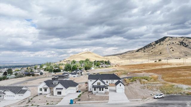 1153 E 160 N, Hyde Park, UT 84318