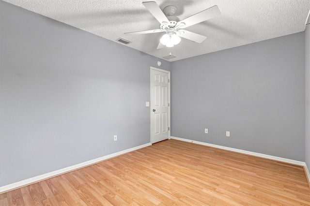 3565 IDLEWOOD LOOP, The Villages, FL 32162
