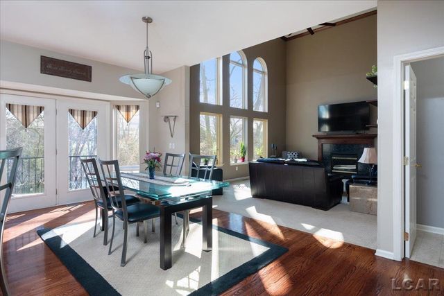 13000 Riviera Court, South Lyon, MI 48178