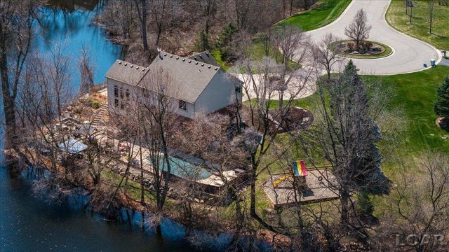 13000 Riviera Court, South Lyon, MI 48178