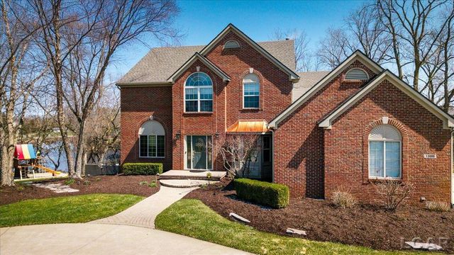 13000 Riviera Court, South Lyon, MI 48178
