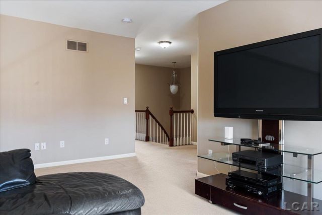 13000 Riviera Court, South Lyon, MI 48178