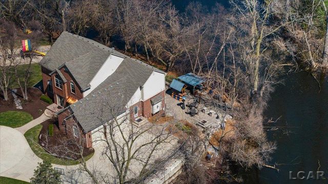 13000 Riviera Court, South Lyon, MI 48178