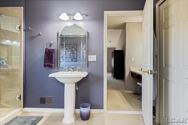 13000 Riviera Court, South Lyon, MI 48178