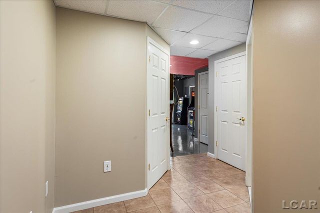 13000 Riviera Court, South Lyon, MI 48178