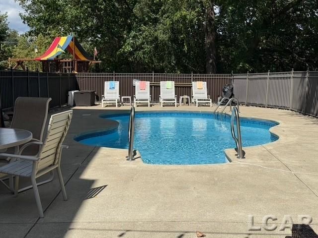 13000 Riviera Court, South Lyon, MI 48178