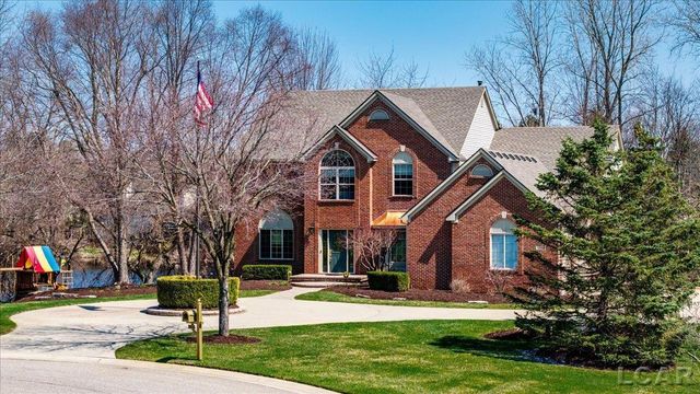 13000 Riviera Court, South Lyon, MI 48178