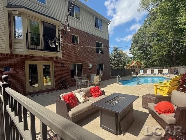 13000 Riviera Court, South Lyon, MI 48178