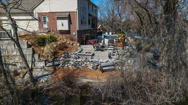 13000 Riviera Court, South Lyon, MI 48178