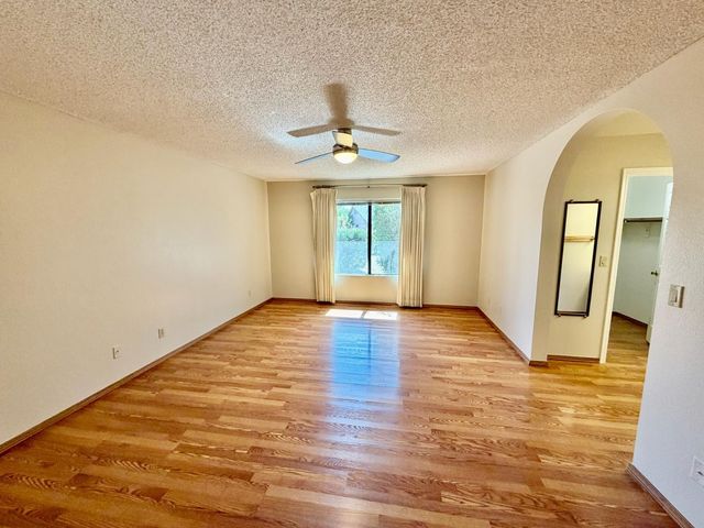 9619 W Taro Lane, Peoria, AZ 85382