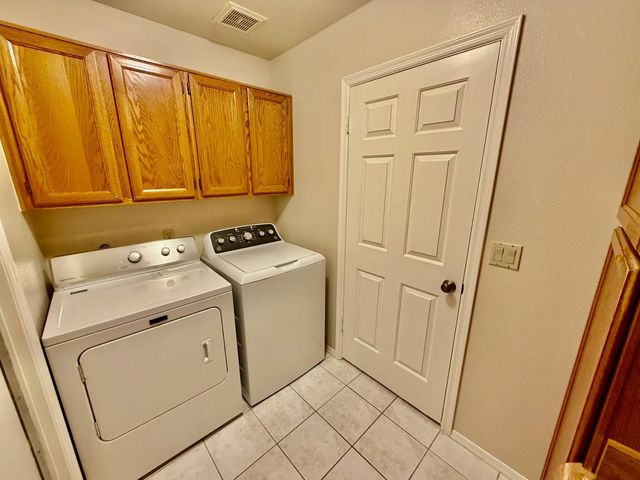 9619 W Taro Lane, Peoria, AZ 85382