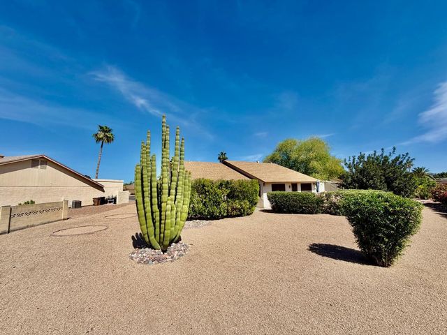 9619 W Taro Lane, Peoria, AZ 85382