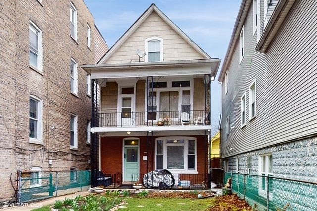 1655 N Francisco Avenue, Chicago, IL 60647