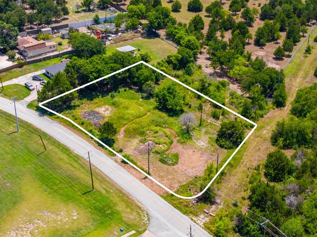 916 Mckenzie Road, Balch Springs, TX 75181