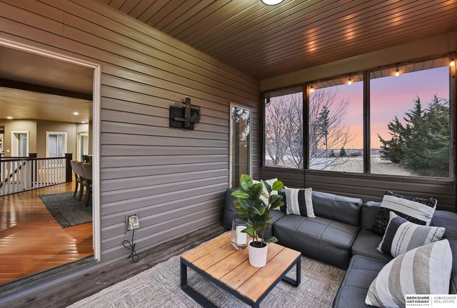 853 Skyline Drive, Blair, NE 68008