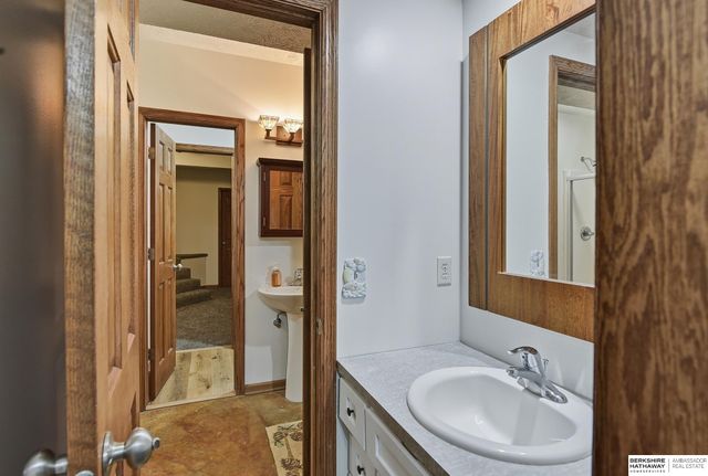 853 Skyline Drive, Blair, NE 68008