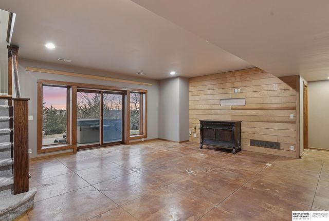 853 Skyline Drive, Blair, NE 68008